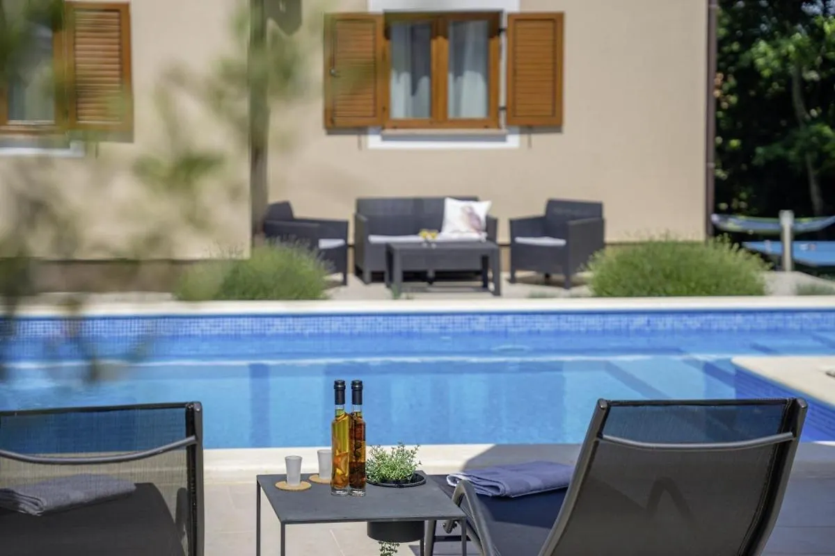 Villa Bozac In Cukrici - Haus Fuer 6 Personen Svetvinčenat 0*,  Kroatië